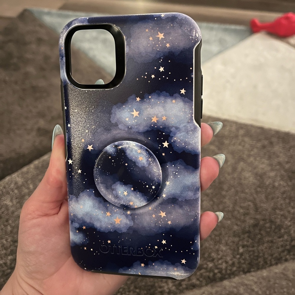 iPhone 11 Otterbox Symmetry Case